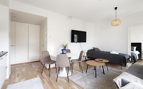Mall Of Tripla Apartments By Come In!