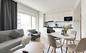 Mall Of Tripla Apartments By Come In!